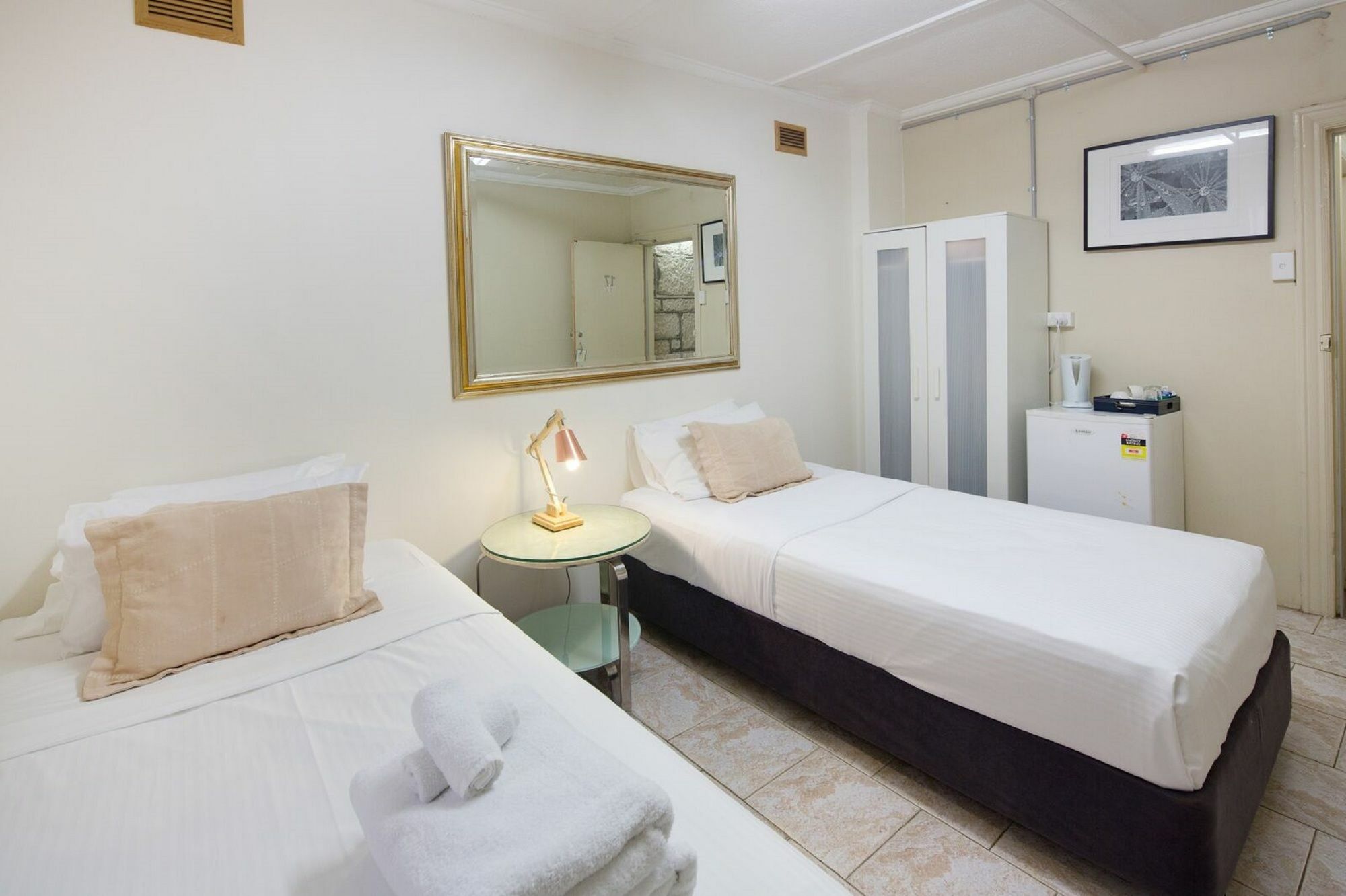 Neutral Bay Lodge Сидней Экстерьер фото
